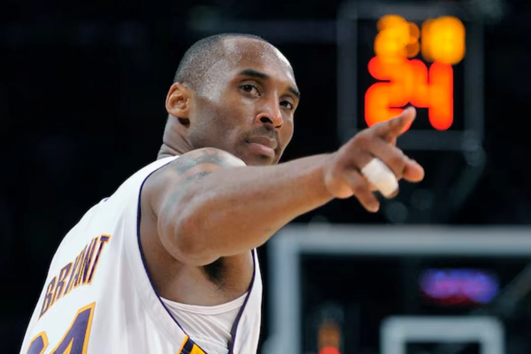 photo of Kobe bryant pointing